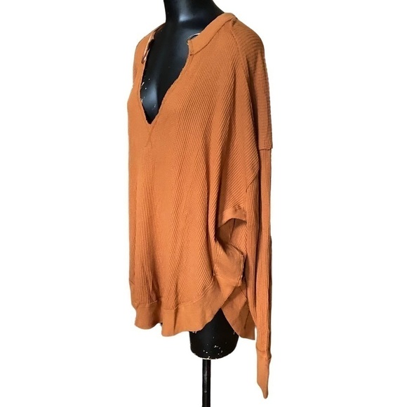 NEW We The Free Glazed Ginger Waffle Knit Oversized Top Size Medium - Picture 4 of 8